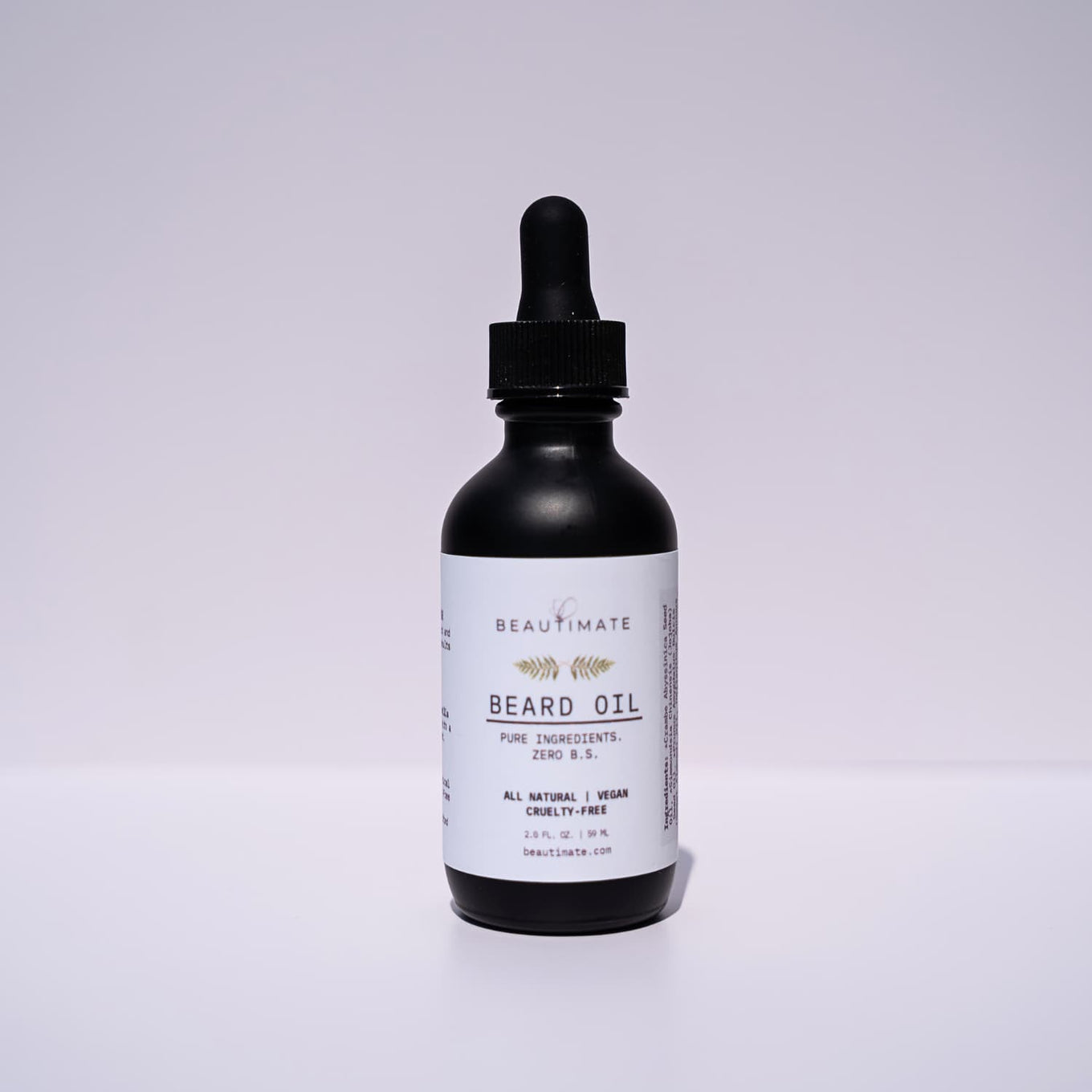 Beard care oil with organic ingredients and clean label