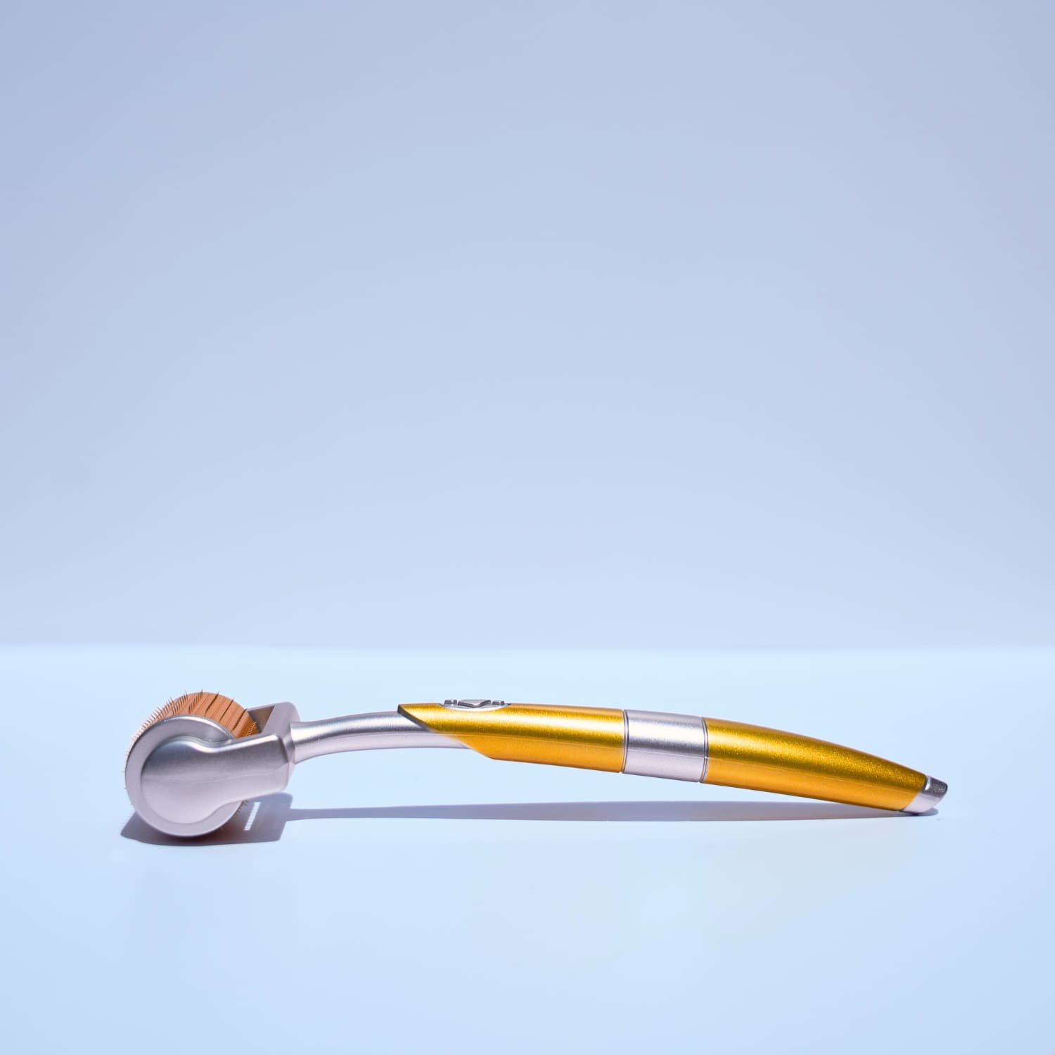 Macro shot of Beautimate 192 microneedle roller showing precision stainless steel tips