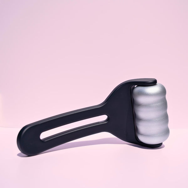 aluminum ice roller for puffiness and skin tone