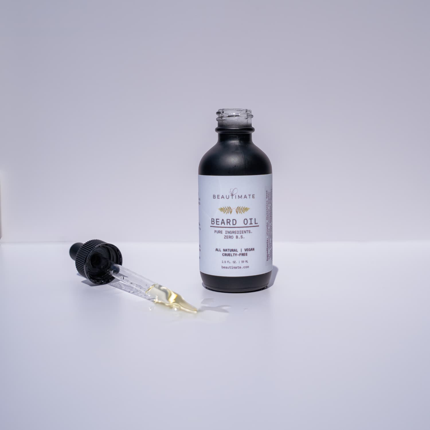 Beautimate Beard Oil bottle with cedarwood and vanilla scent