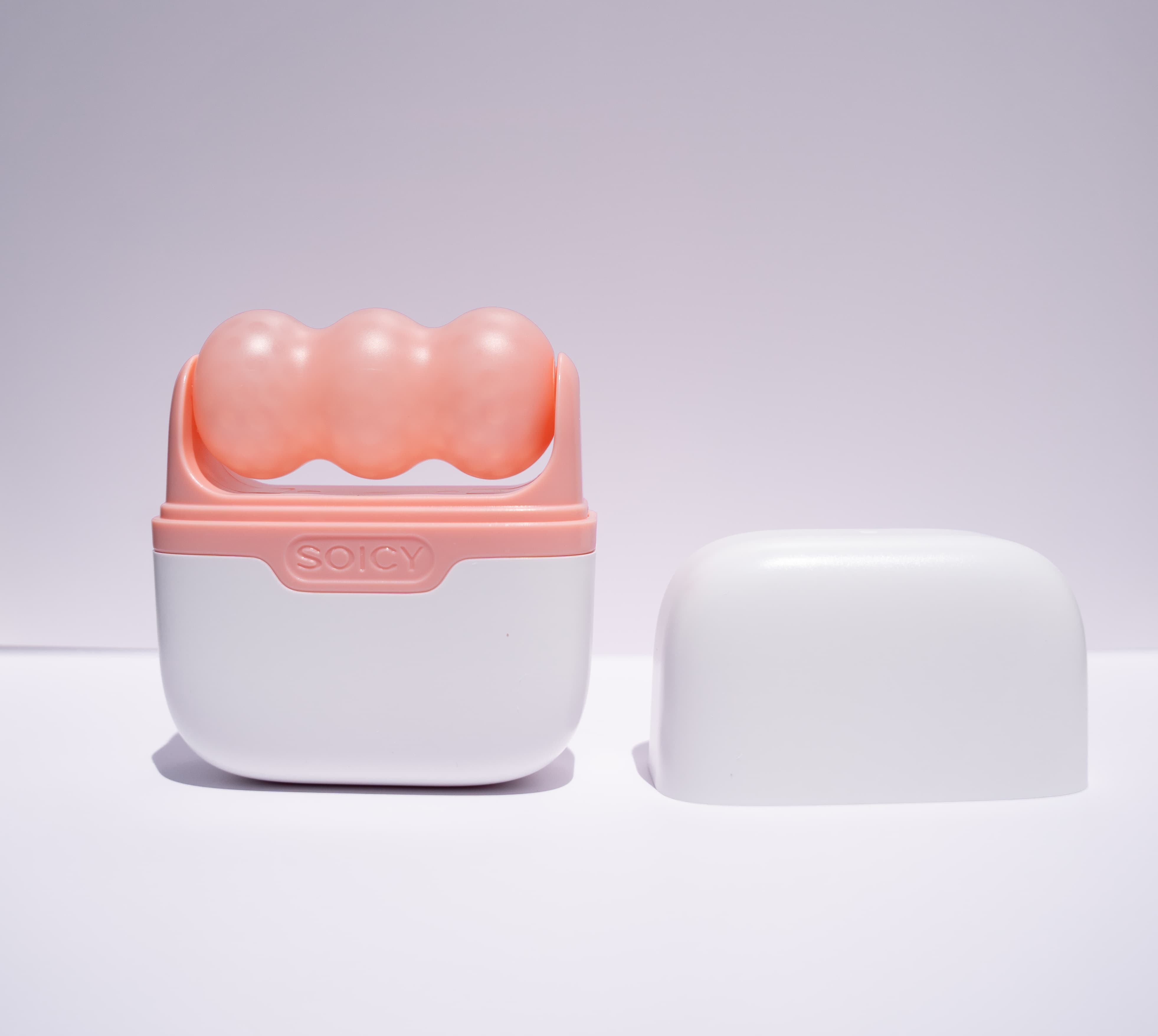 Front view cover off of Beautimate Cryotherapy Ice Roller for facial cooling and skin recovery