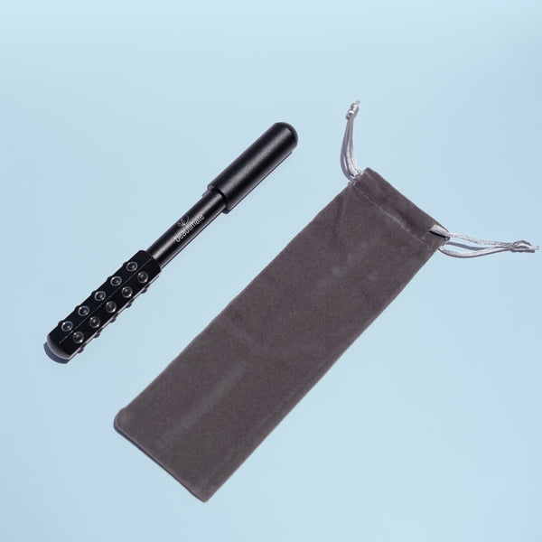 facial roller with a protective bag
